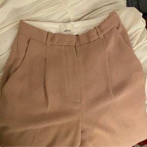 Aritzia High Rise Carrot Pant